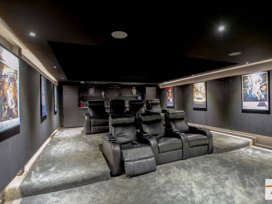3189W 19 tv drama location house on the wirral home cinema