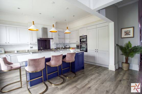 3196W 3 tv drama location house in west yorkshire stylish kitchen.jpg