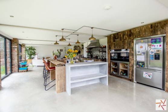 3194N 3 filming location house in york modern open plan kitchen.jpg