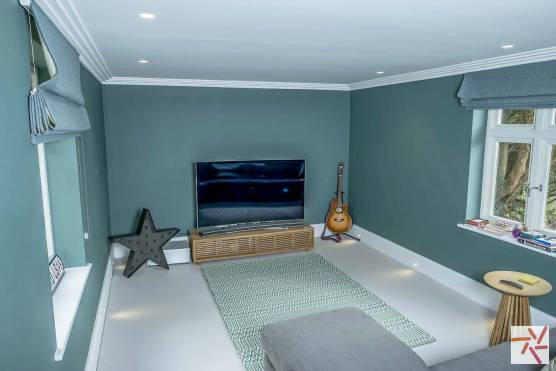 3205W-17-filming-location-house-in-west-yorkshire-family-room.jpg