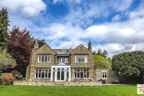 3205W18-photo-shoot-location-house-in-west-yorkshire-victorian-property.jpg