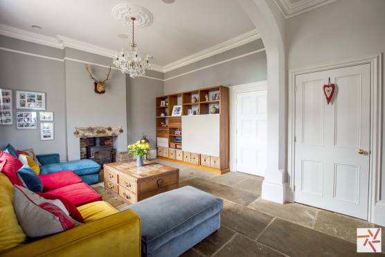 3206N 8 photo shoot location house in north yorkshire family living room.jpg