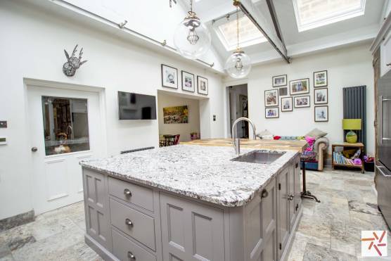 3210W-4-film-shoot-location-house-in-west-yorkshire-open-plan-kitchen-with-skylights