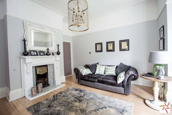 3210W-6-film-shoot-location-house-in-west-yorkshire-neutral lounge