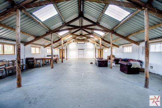 3229N 9 filming location in north yorkshire barn with electricity.jpg