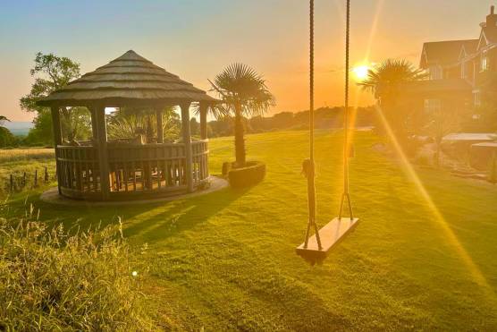 3245C tv commercial location house garden with sunset views.jpg