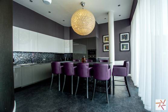 3260V 2 filming location in Liverpool open plan kitchen in apartment hotel.jpg