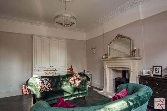 3253L 10 filming location house in Lancashire elegant living room.jpg