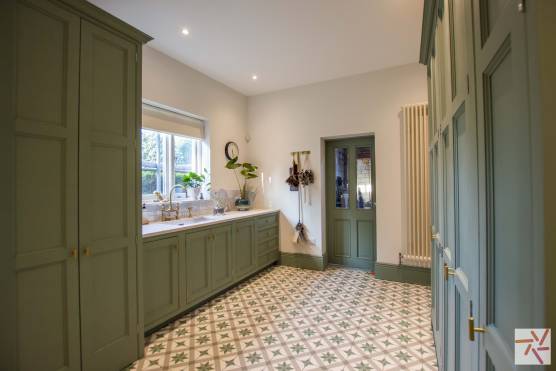 3253L 18 filming location house in Lancashire large utility room.jpg
