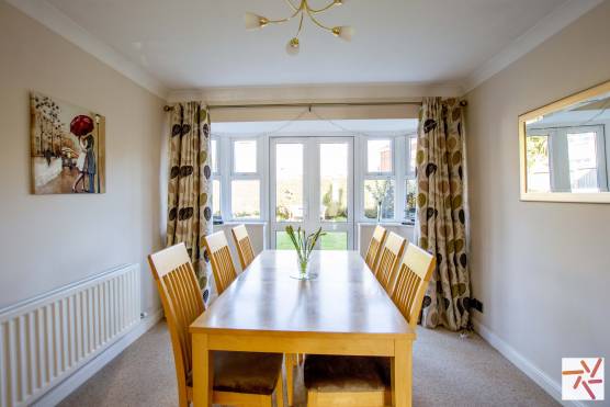 3271L 11 filming location house in Lancashire dining room.jpg