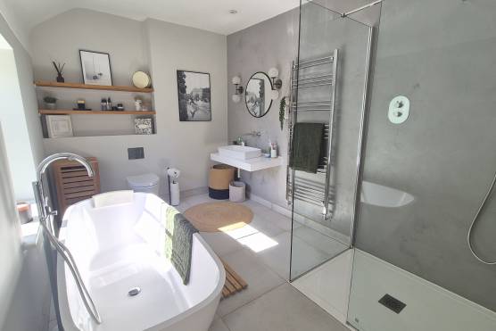 3287C 23 photo shoot location house in Cheshire bathroom.jpg