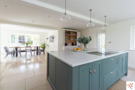 3287C 5 photo shoot location house in Cheshire stylish open plan kitchen and dining area.jpg