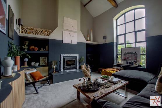 3291N 16 filming location house in York open plan living area with feature window.jpg