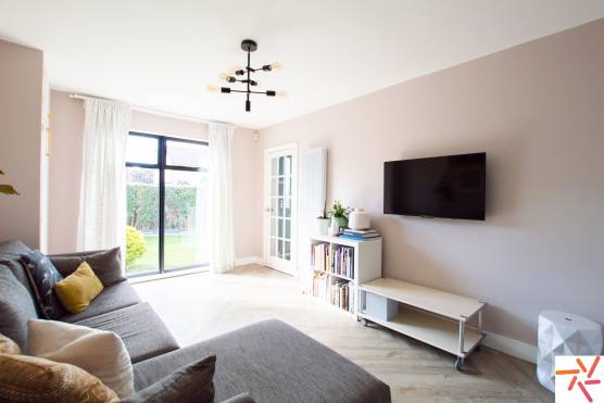 3295W 11 photo shoot location house in Leeds stylish living room.jpg