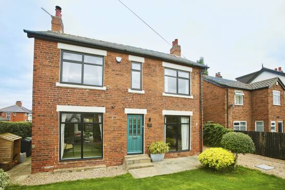 3295W 19 filming location house in Leeds period property.jpg