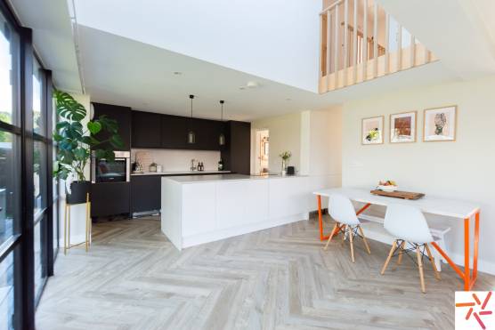 3295W 3 tv shoot location house in Leeds contemporary open plan kitchen..jpg