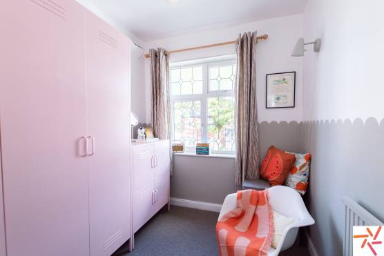 3298M 13 tv commercial location house in Manchester childrens bedroom.jpg
