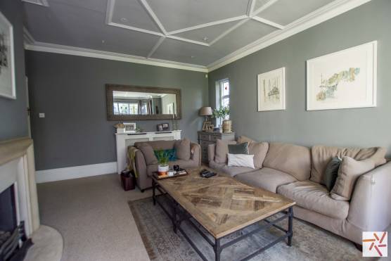 3333M 7 filming location house in Manchester large living area