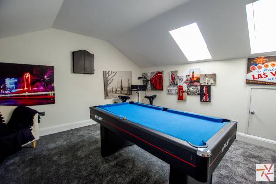 3339C 22 filming location house in Cheshire games room.jpg