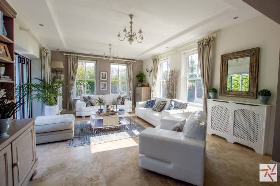 3339C 6 tv shoot location house in Cheshire modern open plan living area.jpg