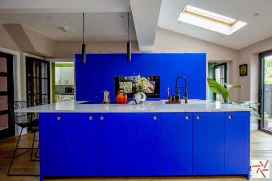 3348W 6 photo shoot location house in Leeds open plan blue kitchen