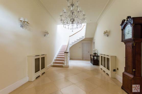 3124N 13 filming location in north yorkshire sweeping staircase