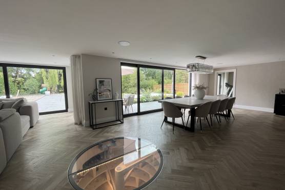 3423C 10 filming location house in Cheshire large contemporary family home with stylish open plan kitchen