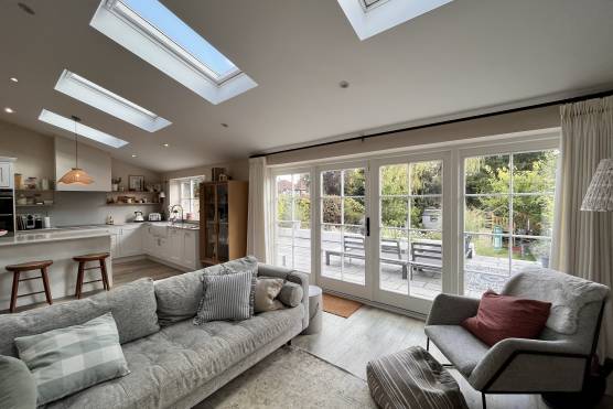 3437C 7 tv shoot location house in Cheshire stylish open plan kitchen and living area