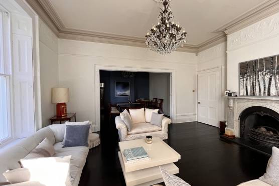 3438C 11 tv drama location house in Cheshire period property elegant living room.JPG