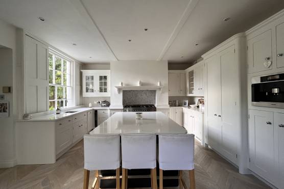 3438C 19 tv shoot location house in Cheshire period property kitchen.JPG