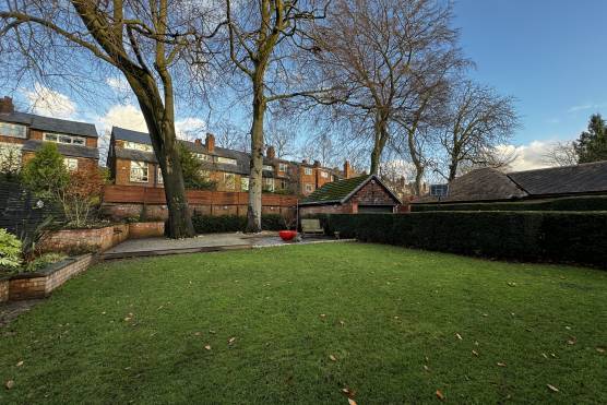 3449M 34 tv commercial location house large family home with in Manchester large garden