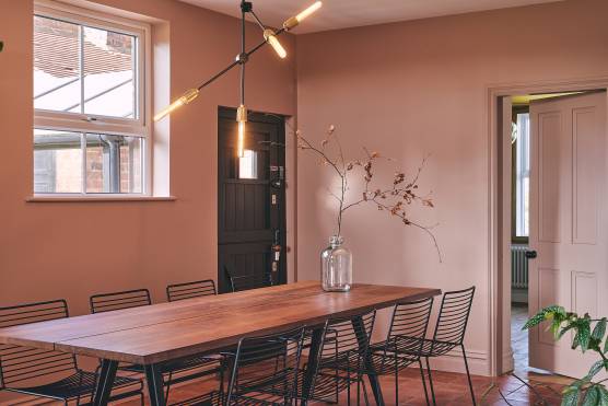 3451S 10 tv commercial location house in West Midlands dining area.jpg