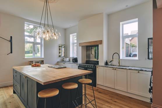 3451S 2 filming location house in West Midlands open plan dining area.jpg