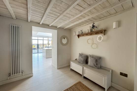 3454N 27 tv drama location house in North Yorkshire stylish entrance hallway.jpg