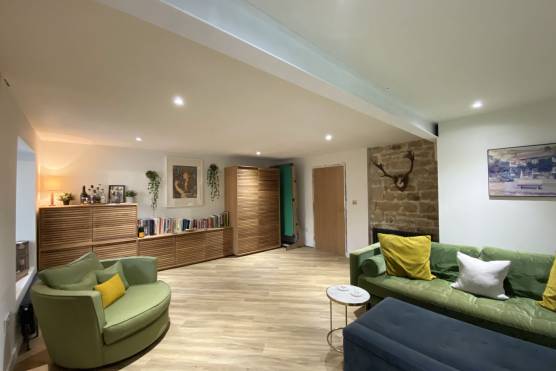 3458W_15_filming_location_house_in_West_Yorkshire_stylish_living_room