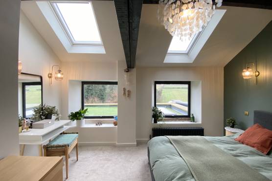 3458W_19_tv_commercial_location_house_in_West_Yorkshire_stylish_bedroom