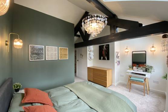 3458W_22_tv_shoot_location_house_in_West_Yorkshire_stylish_bedroom