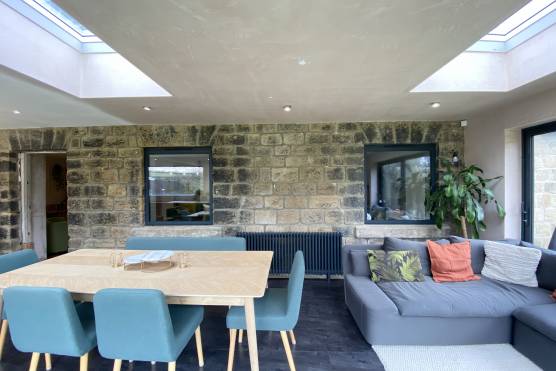 3458W_8_tv_drama_location_in_West_Yorkshire_stylish_cottage_open_plan_living_area
