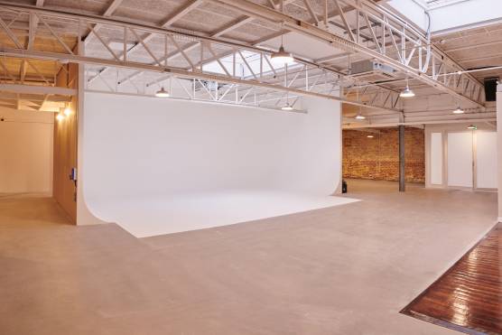 3456V 2 filming location in Merseyside.jpg