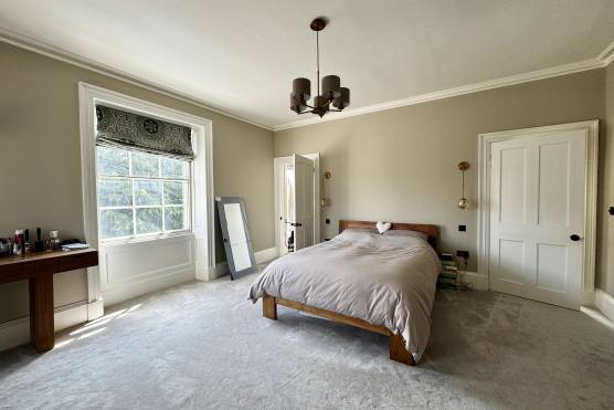 3470W 12 tv shoot location house in West Yorkshire with large bedroom