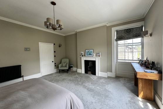 3470W 13 tv drama location house in West Yorkshire with large bedroom