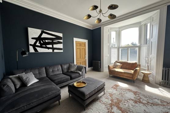3471W 14 tv commercial location house in West Yorkshire modern living room