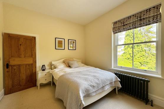 3471W 22 tv shoot location house in West Yorkshire modern bedroom