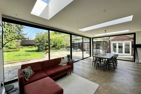 3471W 6 photo shoot location house in West Yorkshire modern open plan kitchen