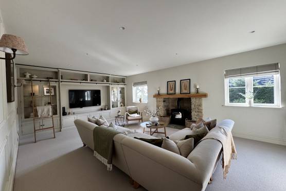 3498W 10 filming location house in West Yorkshire stylish living room