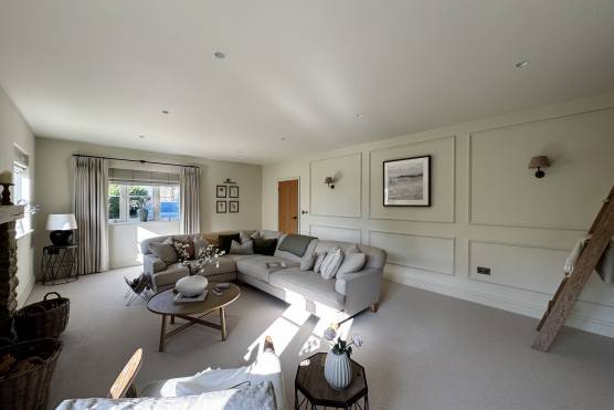 3498W 12 tv shoot location house in West Yorkshire stylish living room