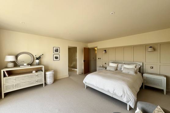 3498W 16 photo shoot location house in West Yorkshire stylish double bedroom