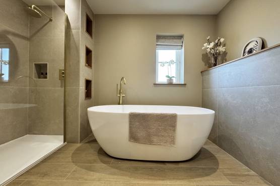 3498W 25 photo shoot location house in West Yorkshire stylish bathroom
