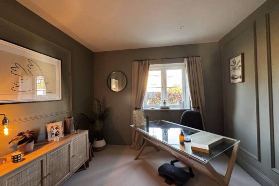 3498W 36 tv shoot location house in West Yorkshire stylish office