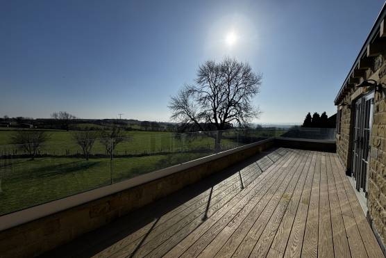 3498W 37 tv drama location house in West Yorkshire stylish decking area with rural views